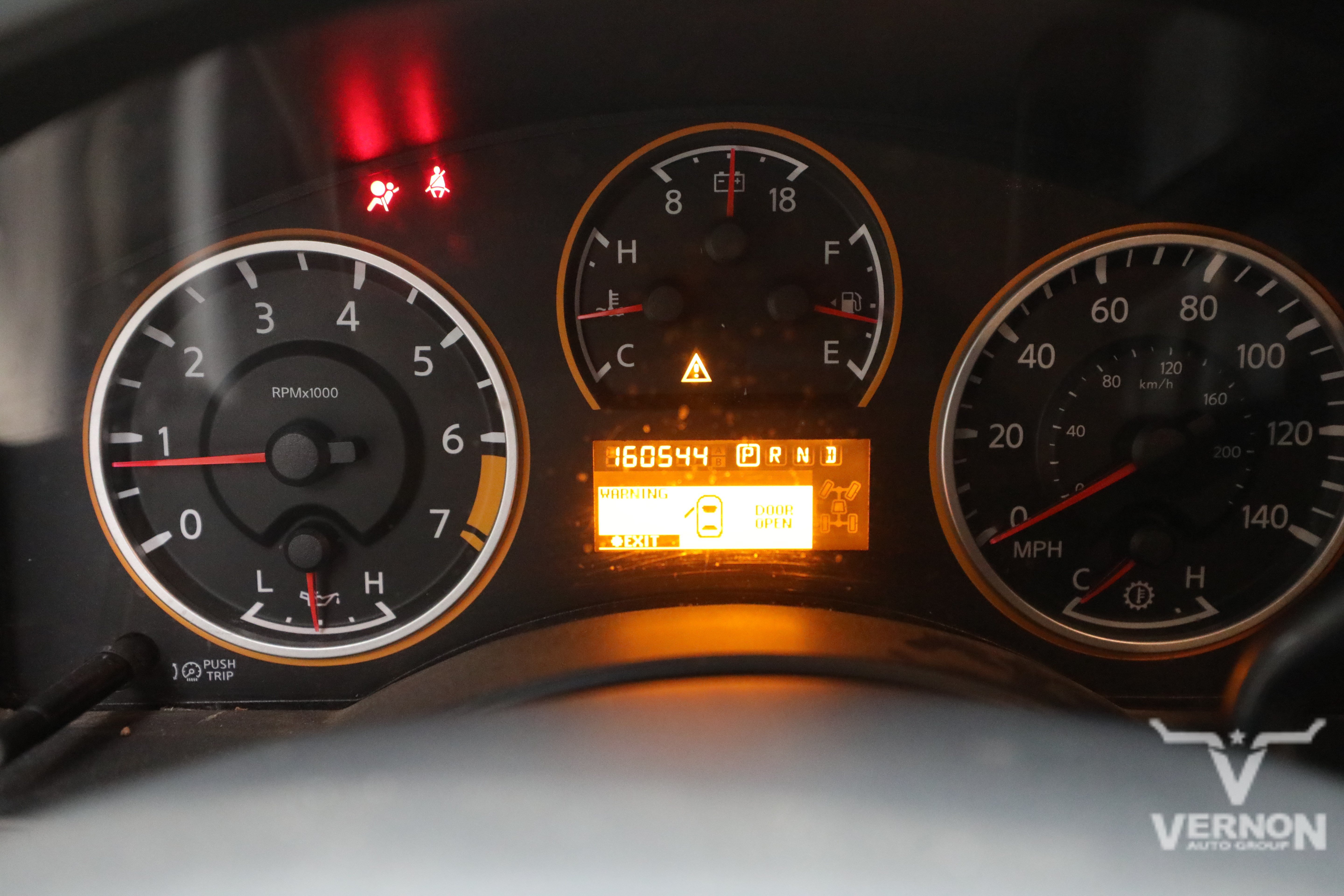 Used 2014 Nissan Titan SV RWD image 7