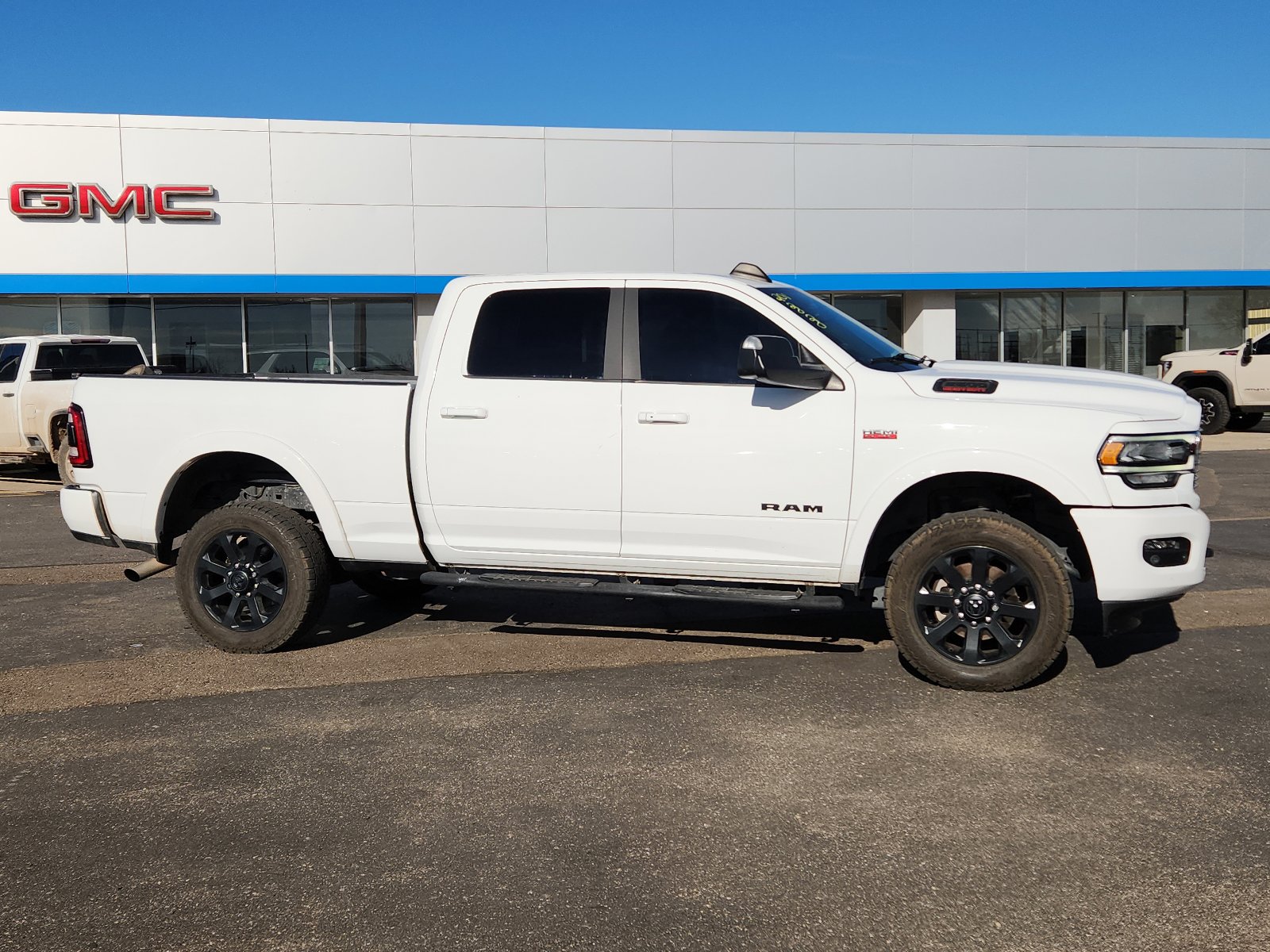 Used 2020 RAM 2500 Laramie w/ Night Edition image 5