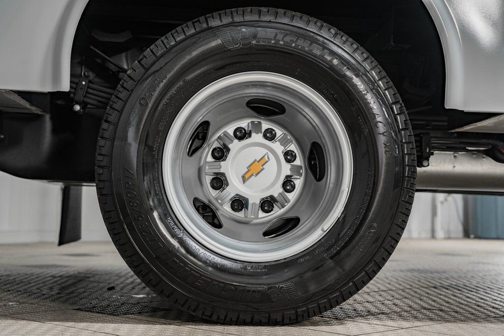 New 2025 Chevrolet Silverado 3500 W/T w/ WT Convenience Package AWD/4WD image 18
