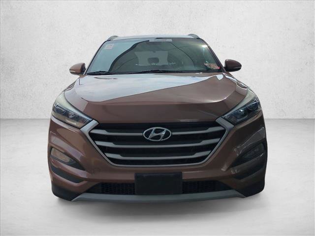 Used 2017 Hyundai Tucson Sport image 2