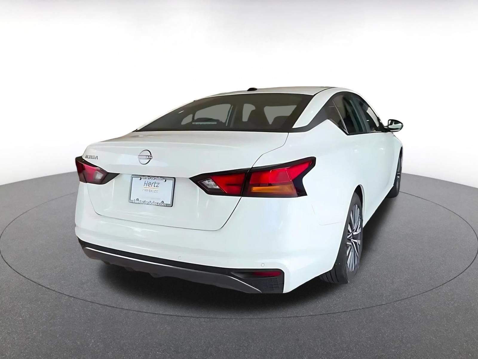 Used 2026 Nissan Altima 2.5 SV FWD image 14