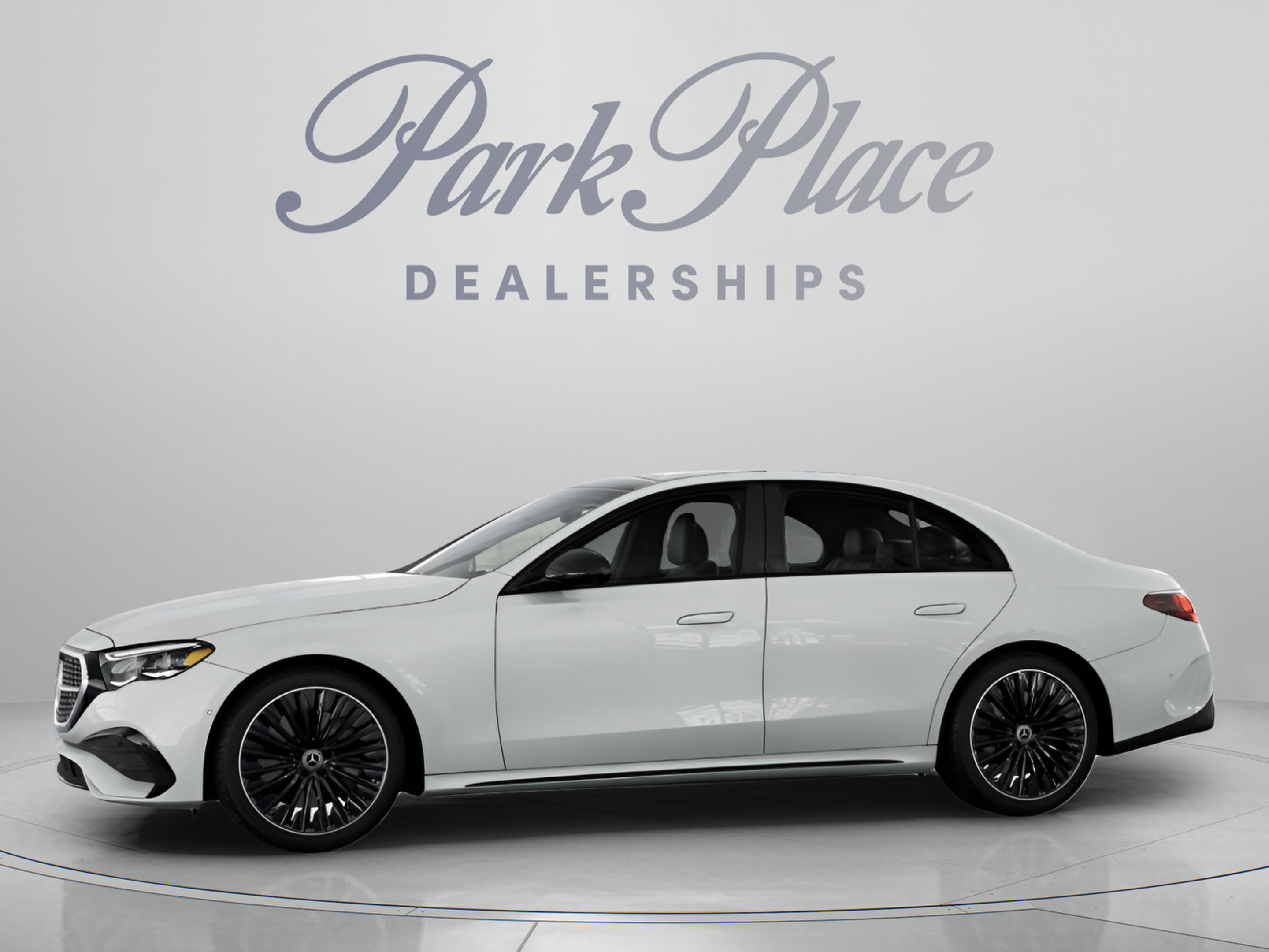 New 2026 Mercedes-Benz E 450 4MATIC Sedan image 4