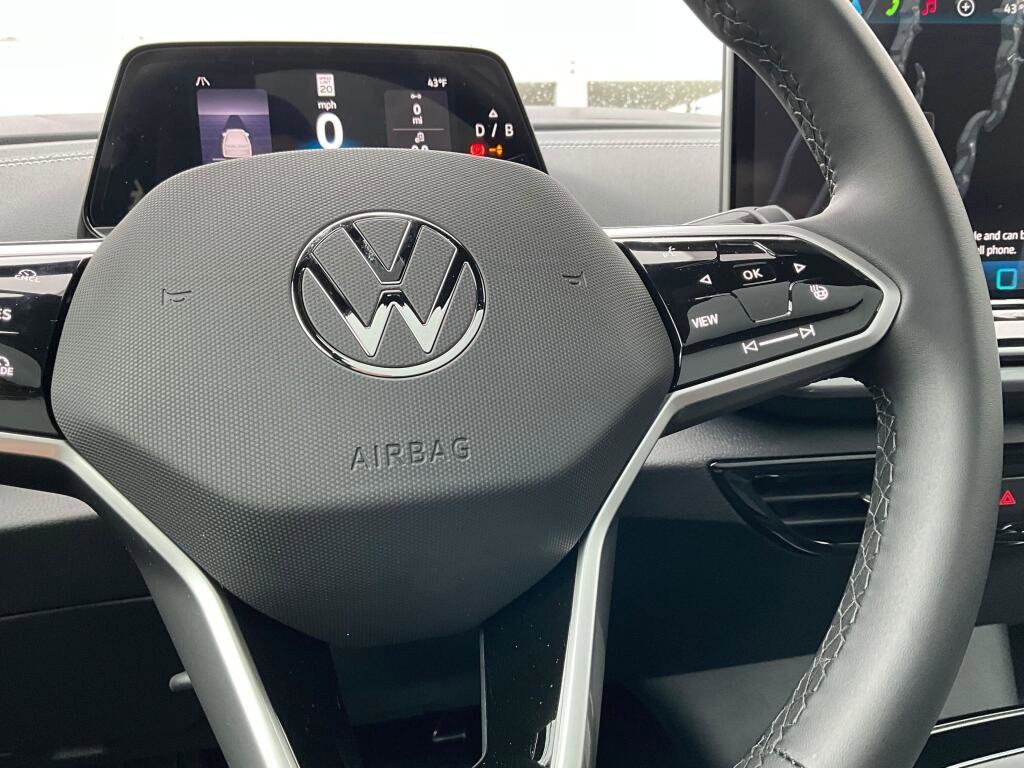 New 2026 Volkswagen ID.4 Pro S Plus image 20