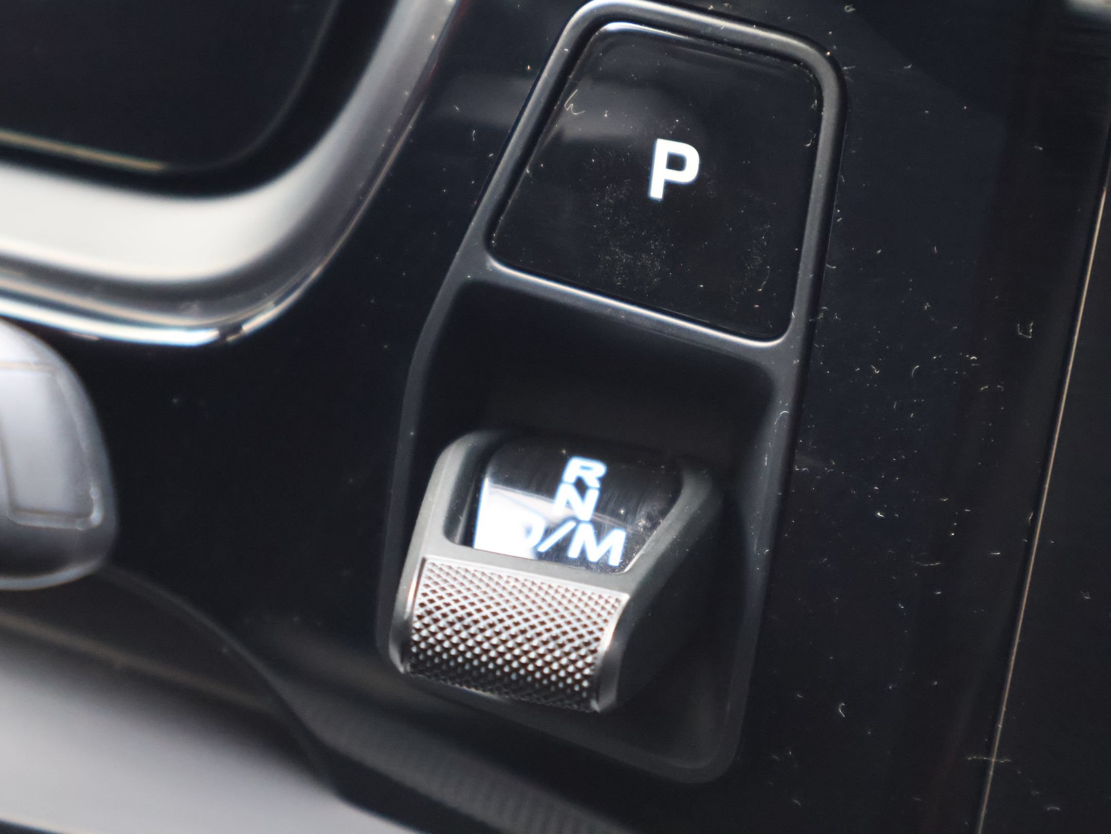 Certified 2025 Porsche Cayenne Coupe AWD/4WD image 23