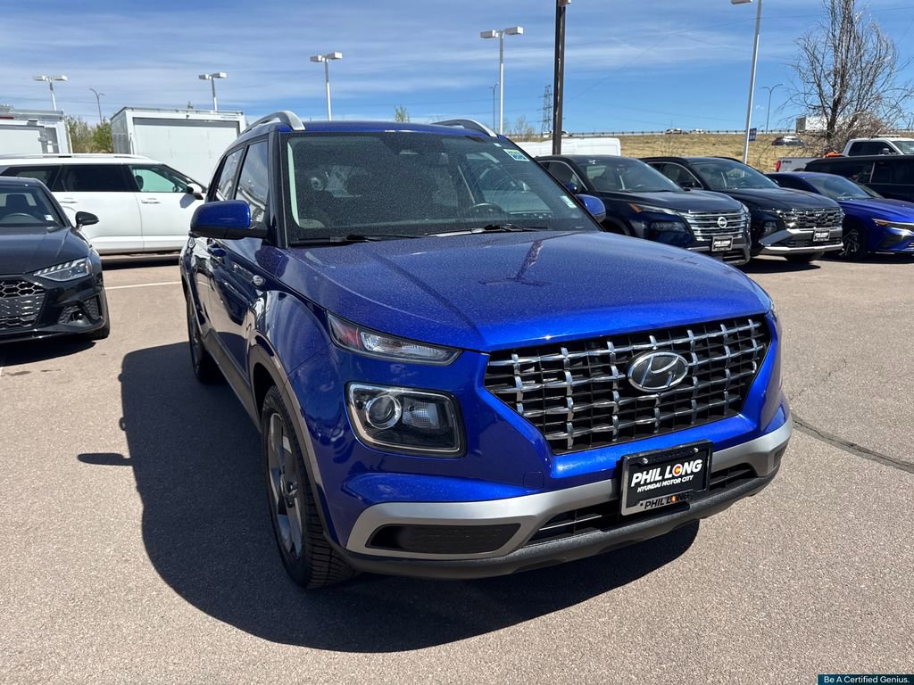 Certified 2023 Hyundai Venue SEL image 10