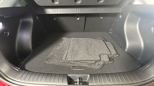Certified 2025 Hyundai Kona SEL AWD/4WD image 29