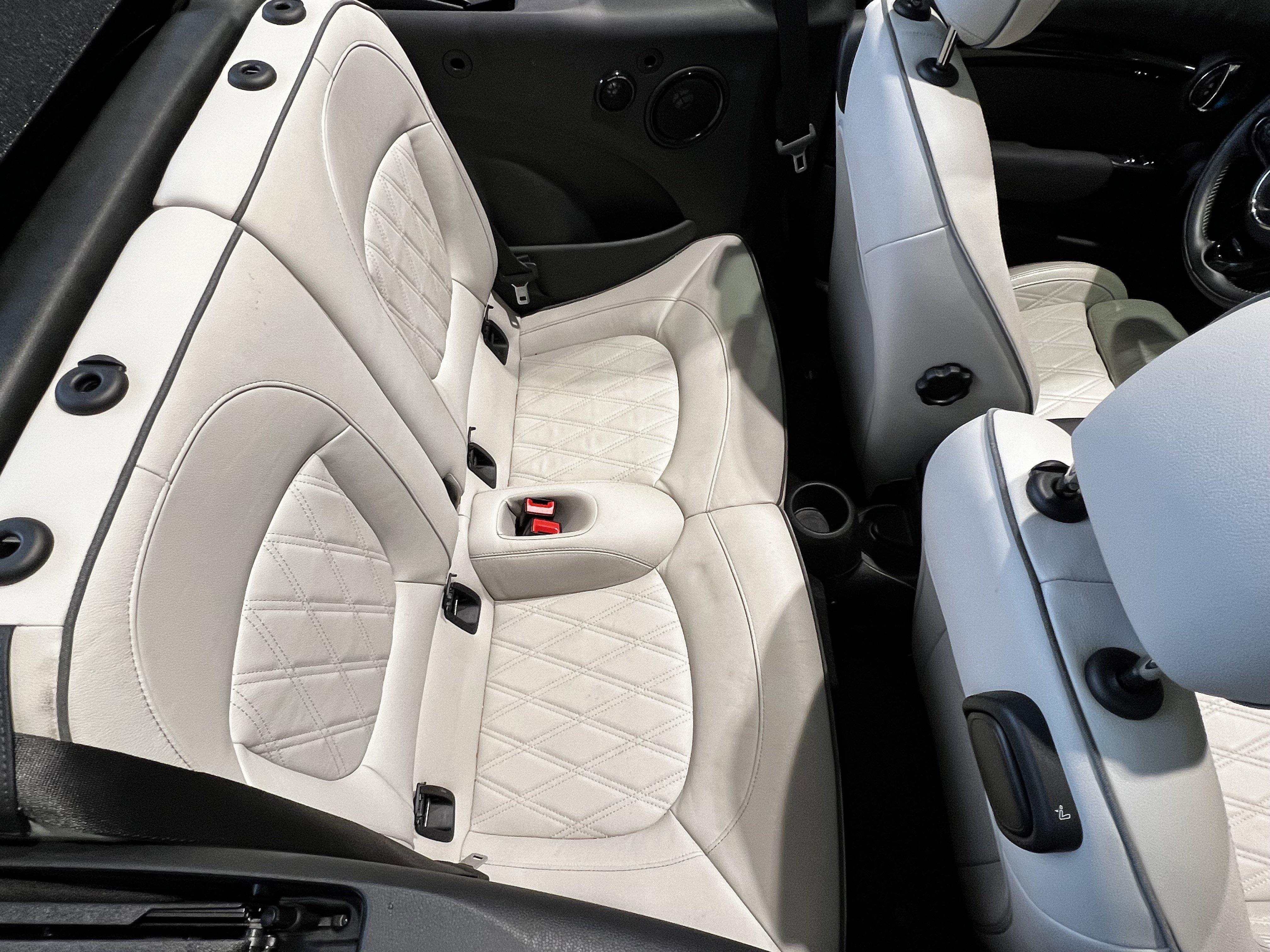 Used 2020 MINI Cooper Convertible image 51