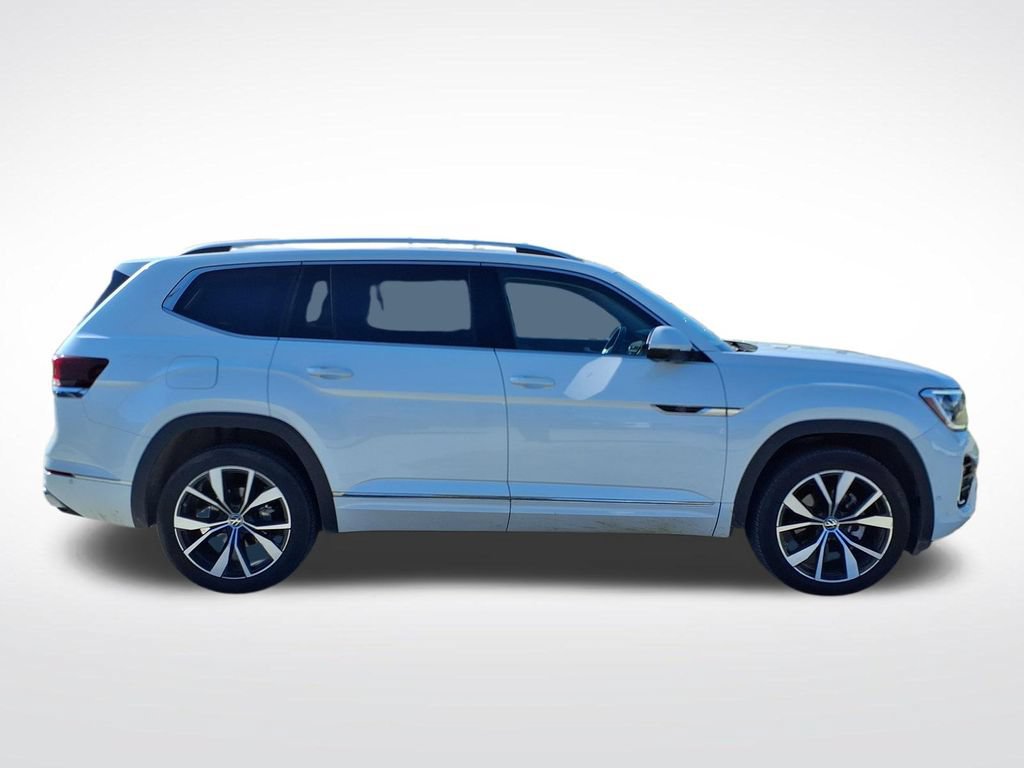 Used 2025 Volkswagen Atlas SEL Premium R-Line AWD/4WD image 4