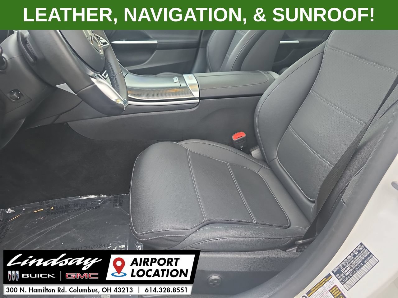 Used 2025 Mercedes-Benz C 300 4MATIC Sedan image 19