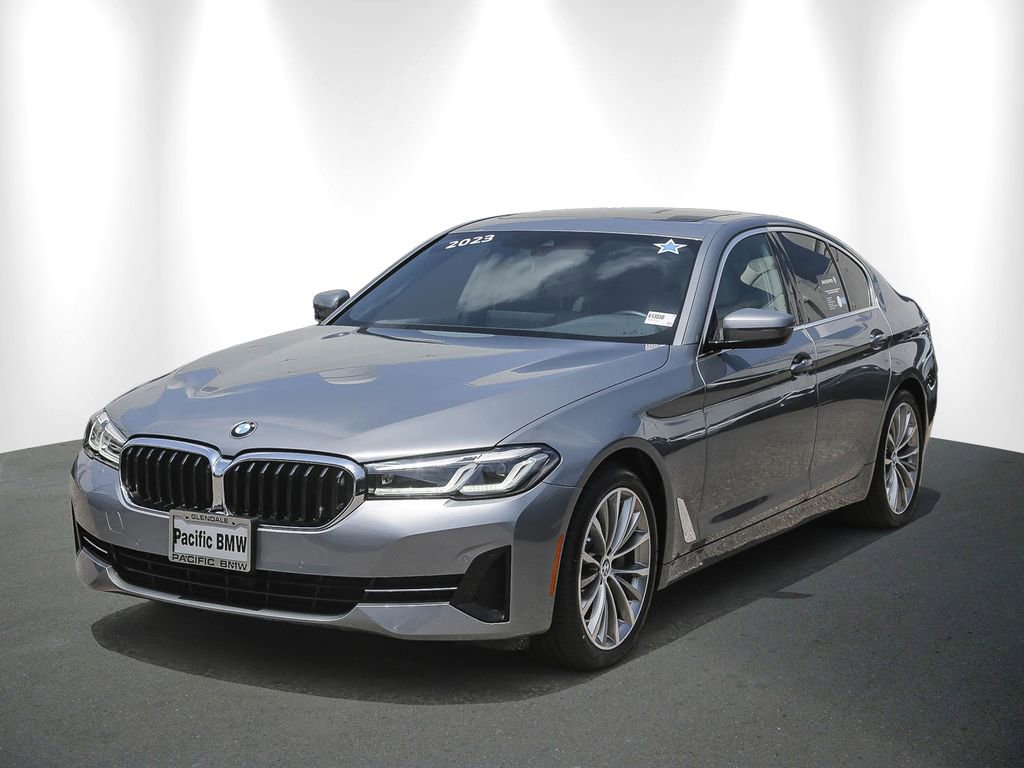 Certified 2023 BMW 530i w/ Convenience Package RWD image 3