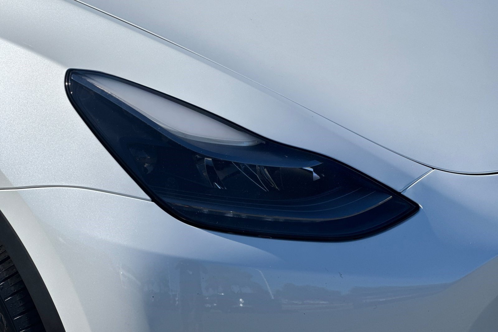 Used 2023 Tesla Model Y Long Range AWD/4WD image 12