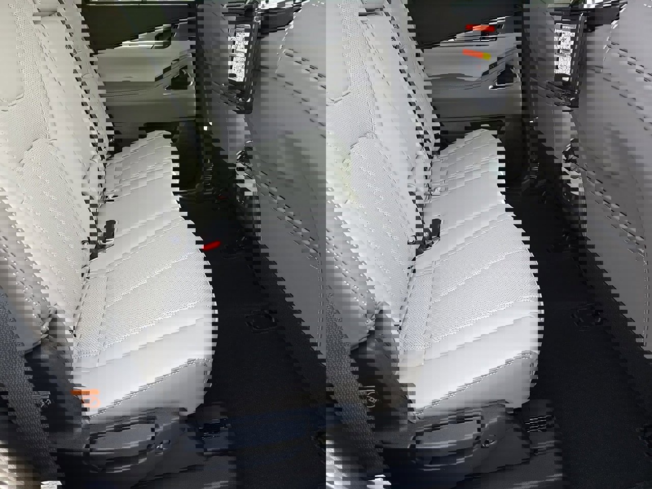 New 2026 INFINITI QX60 Luxe image 38