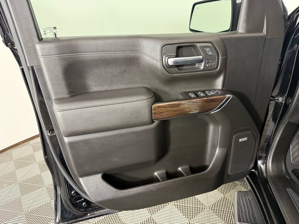 Used 2019 GMC Sierra 1500 SLT w/ SLT Premium Plus Package AWD/4WD image 14