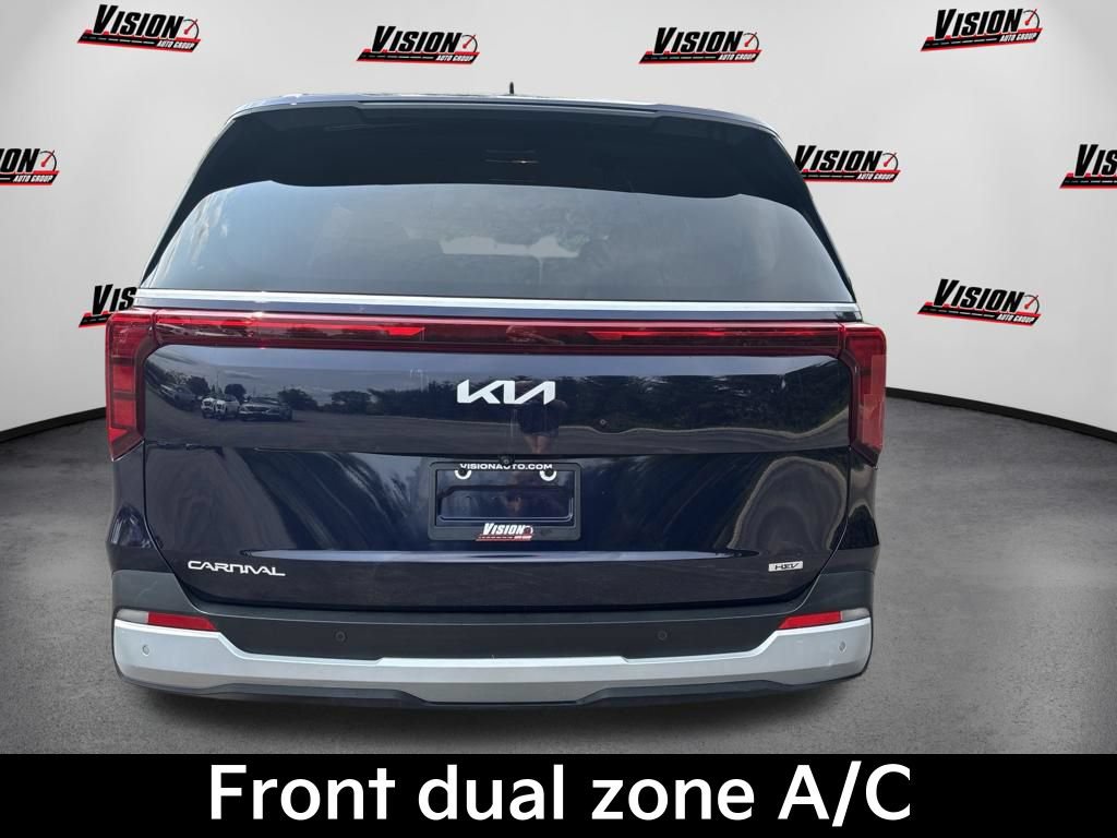 Certified 2025 Kia Carnival EX FWD image 8