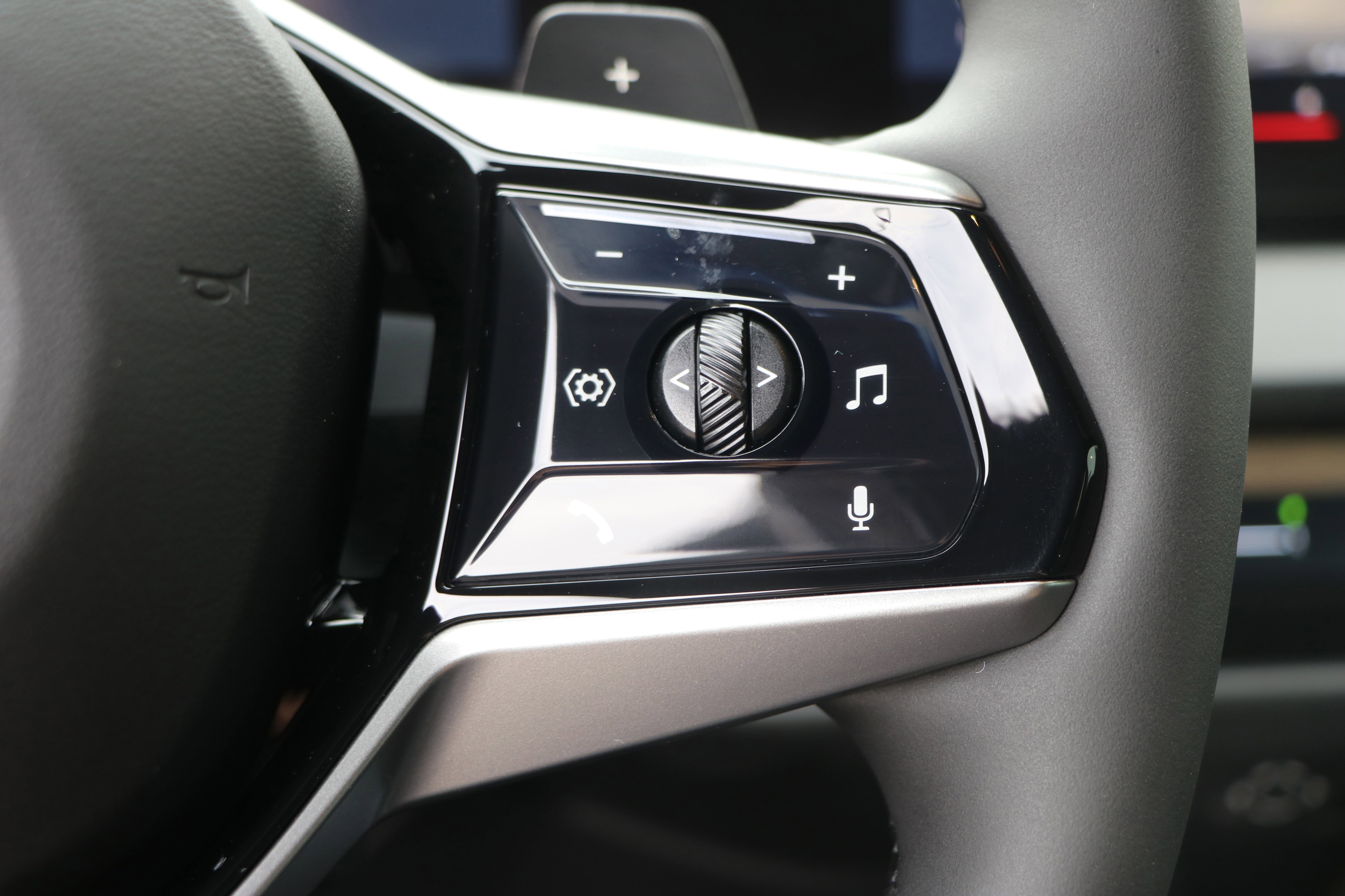 Used 2026 BMW X3 xDrive30 w/ Premium Package image 20