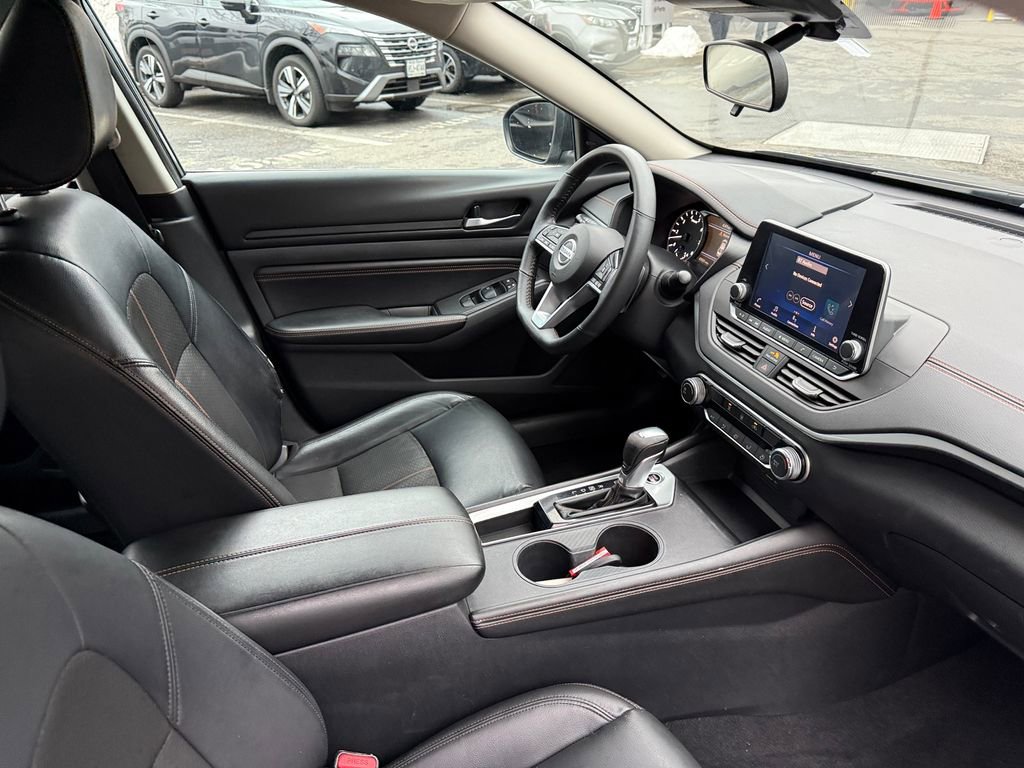 Used 2021 Nissan Altima 2.5 SR image 24