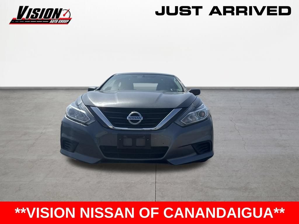 Used 2018 Nissan Altima 2.5 S w/ S Convenience Package FWD image 2