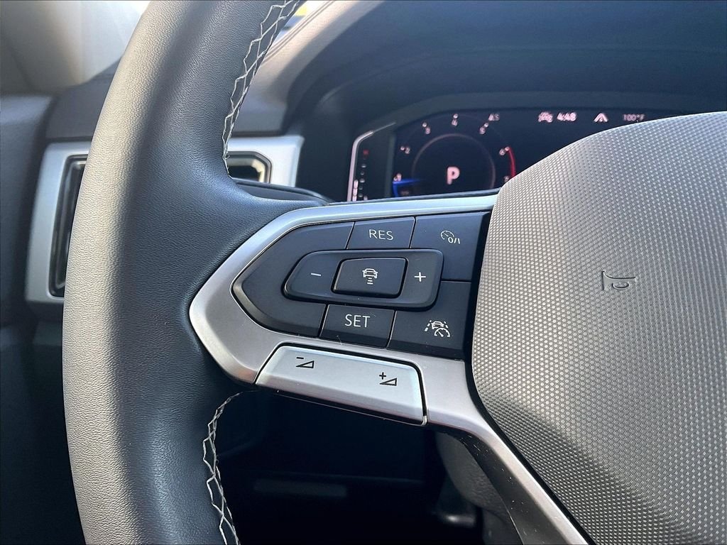 Certified 2023 Volkswagen Atlas SEL AWD/4WD image 23