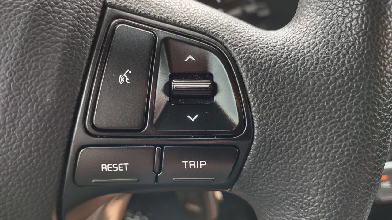 Used 2016 Kia Rio LX image 15