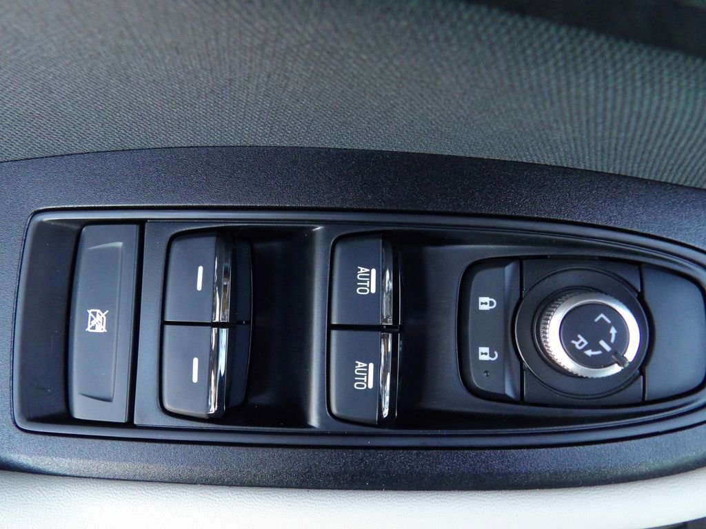 Used 2025 Subaru Outback Premium w/ Popular Package #1 image 12