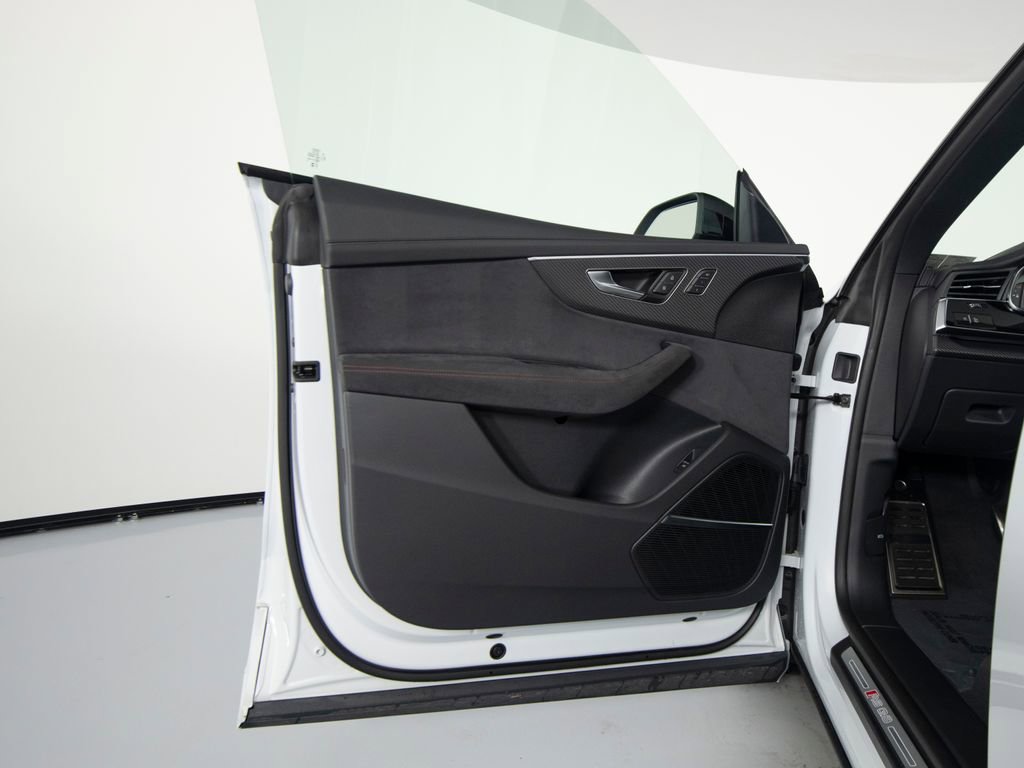 Used 2026 Audi RS Q8 performance AWD/4WD image 10
