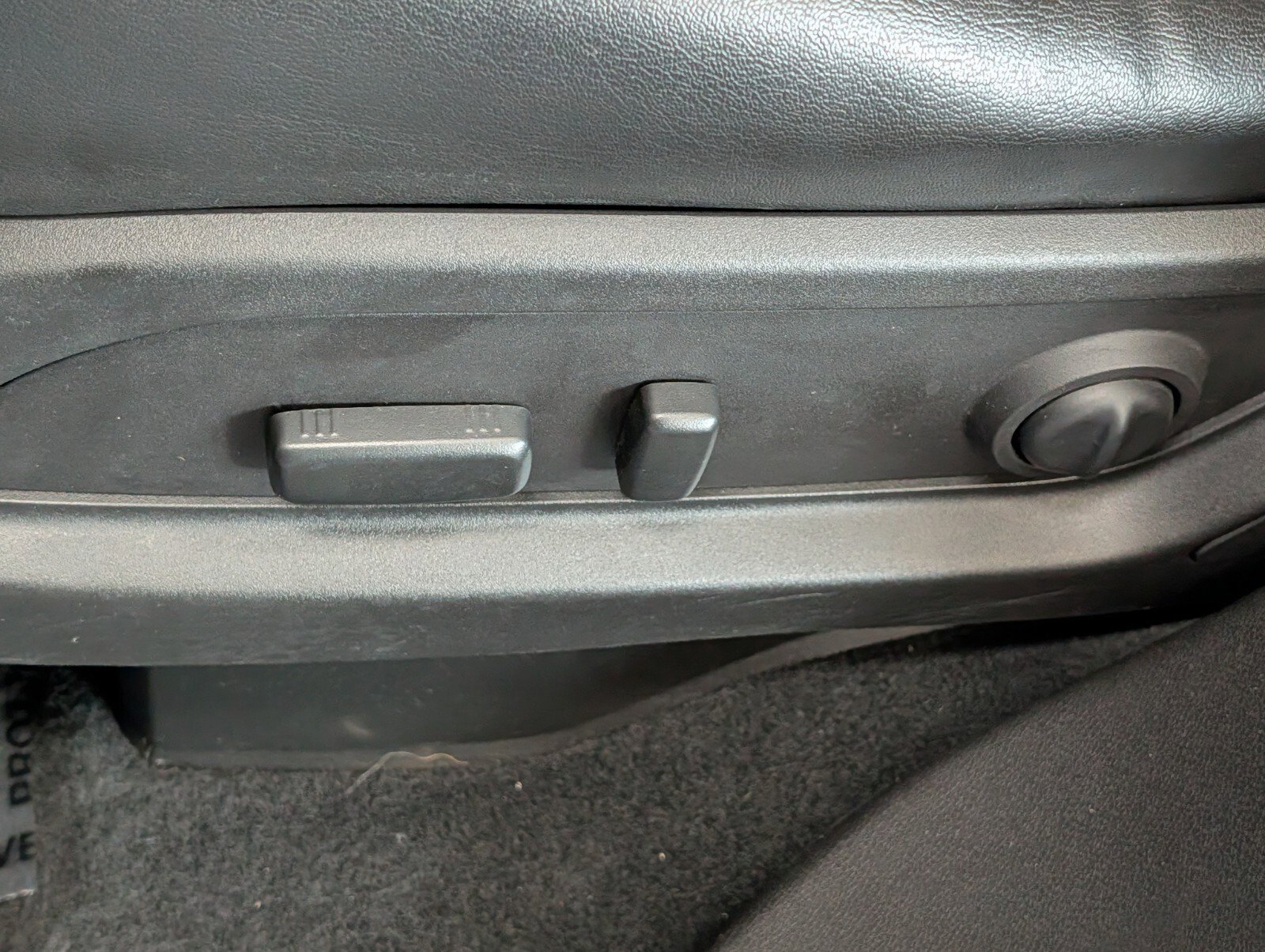 Used 2016 Buick Enclave Premium w/ Experience Buick Package image 9