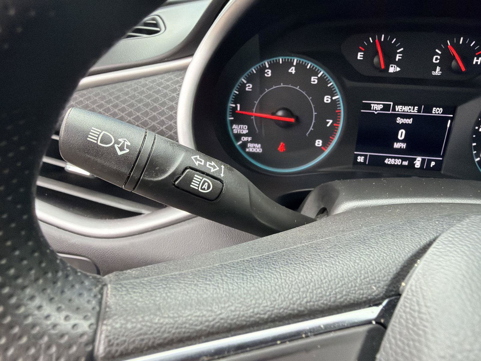 Used 2025 Chevrolet Malibu LS FWD image 18