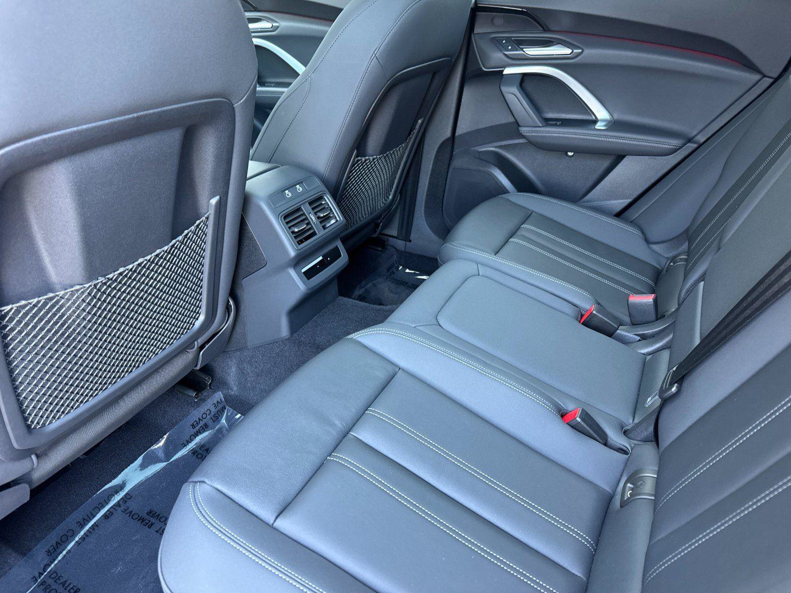 Used 2025 Audi Q5 Premium w/ Convenience Package AWD/4WD image 12