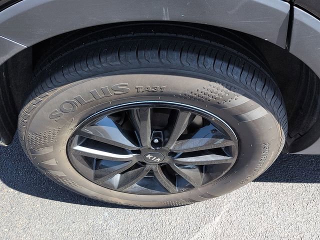 Used 2016 Kia Sorento L FWD image 9