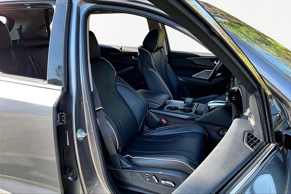 Used 2023 Acura MDX SH-AWD w/ Advance Package image 23