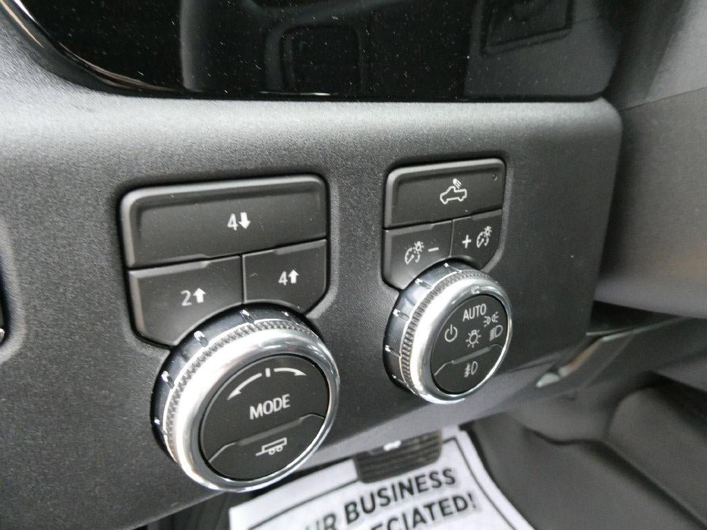 New 2026 GMC Sierra 2500 SLE w/ SLE Value Package; AWD/4WD image 19
