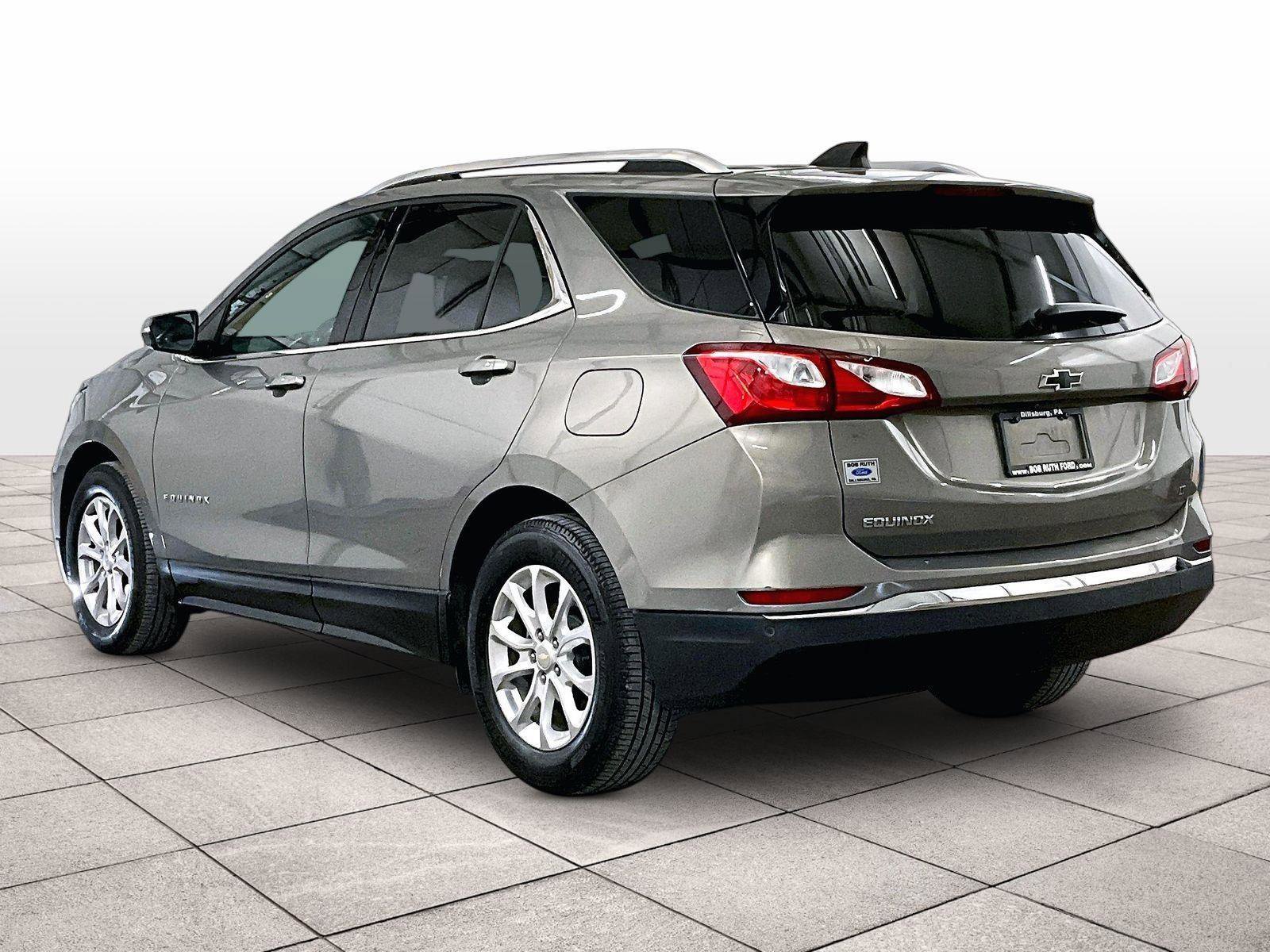 Used 2019 Chevrolet Equinox LT w/ Sun & Navigation Package image 10