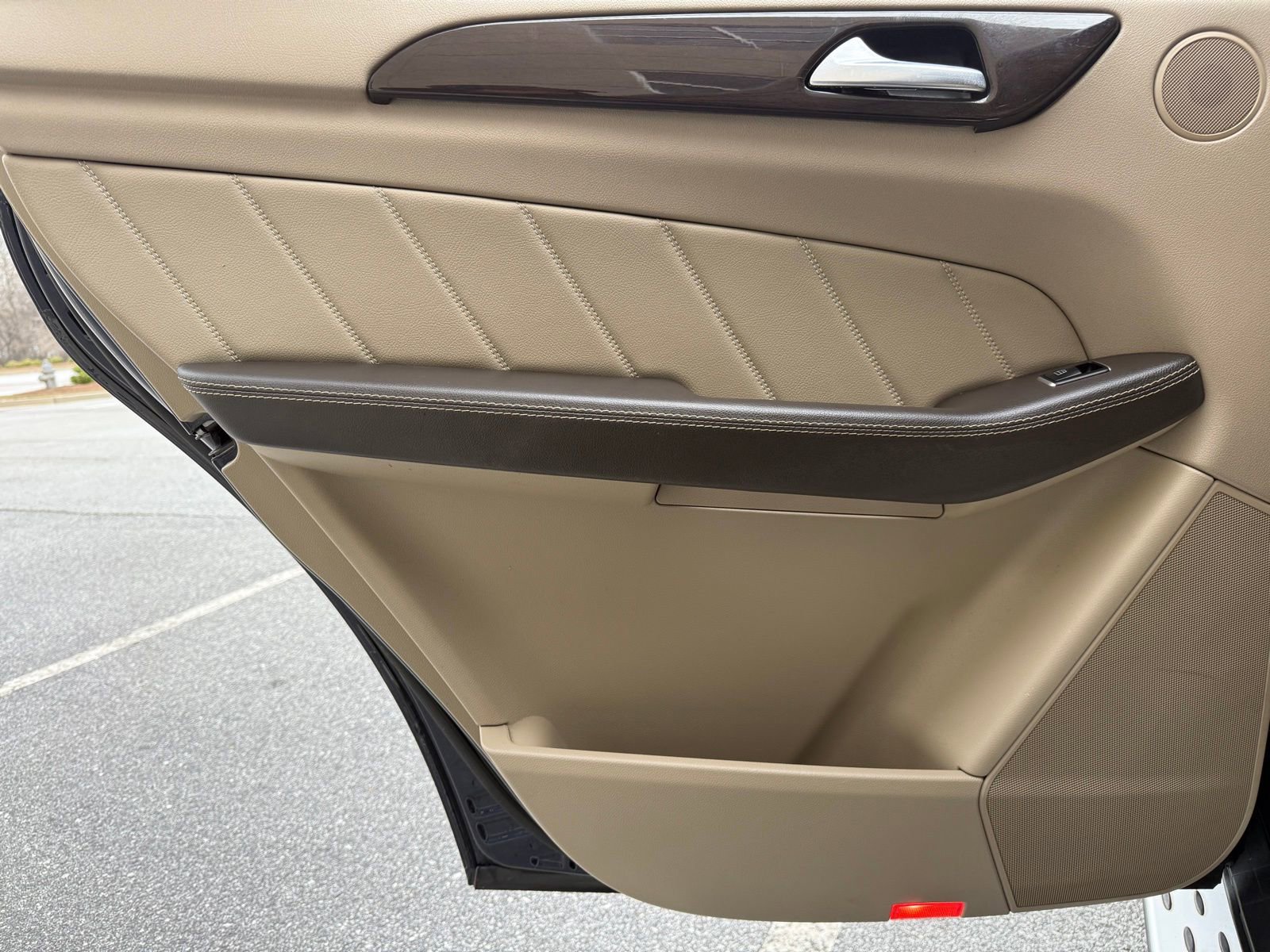 Used 2016 Mercedes-Benz GL 450 4MATIC image 45