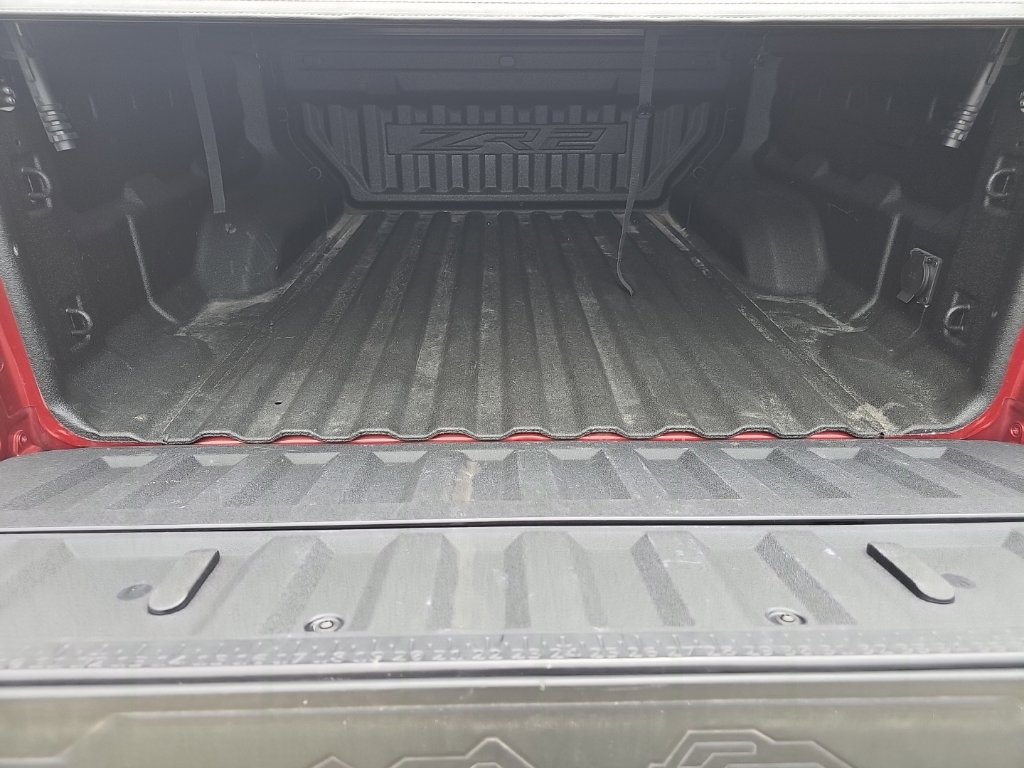 Used 2024 Chevrolet Colorado ZR2 AWD/4WD image 18