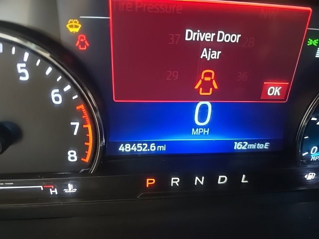 Certified 2022 Ford Explorer XLT image 5