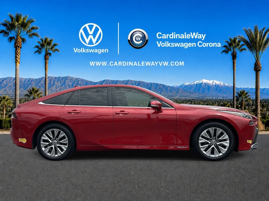 Used 2022 Toyota Mirai w/ Advanced Technology Package RWD image 2