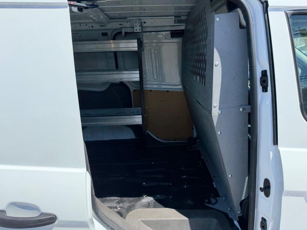 Used 2022 Ford Transit Connect XL FWD image 18
