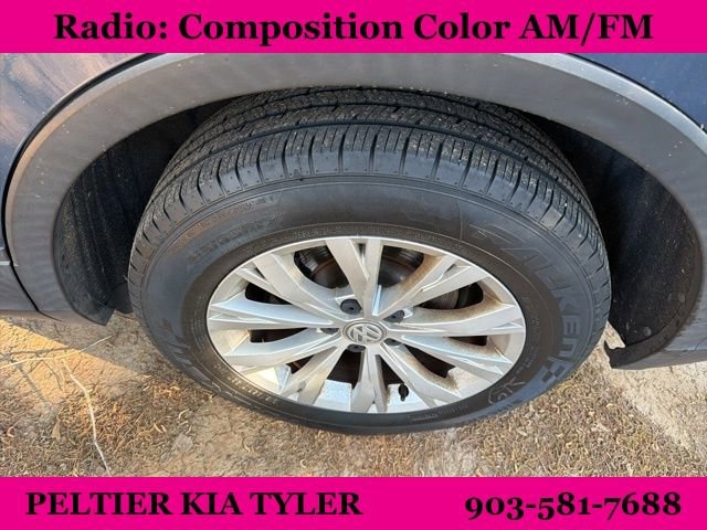 Used 2019 Volkswagen Tiguan S image 9