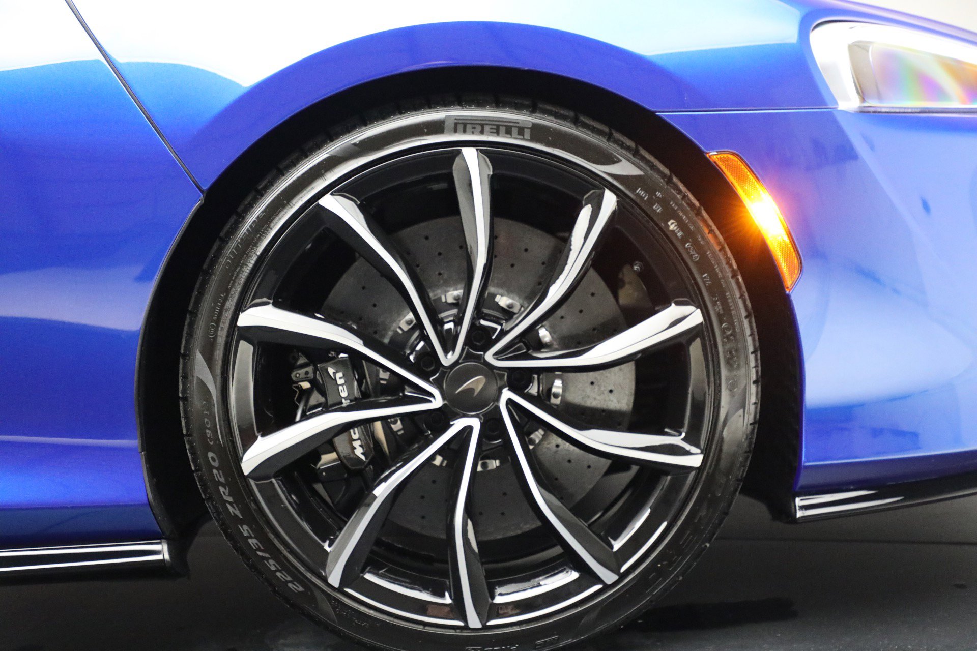 New 2025 McLaren GTS image 14