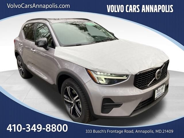 New 2026 Volvo XC40 B5 Core image 1