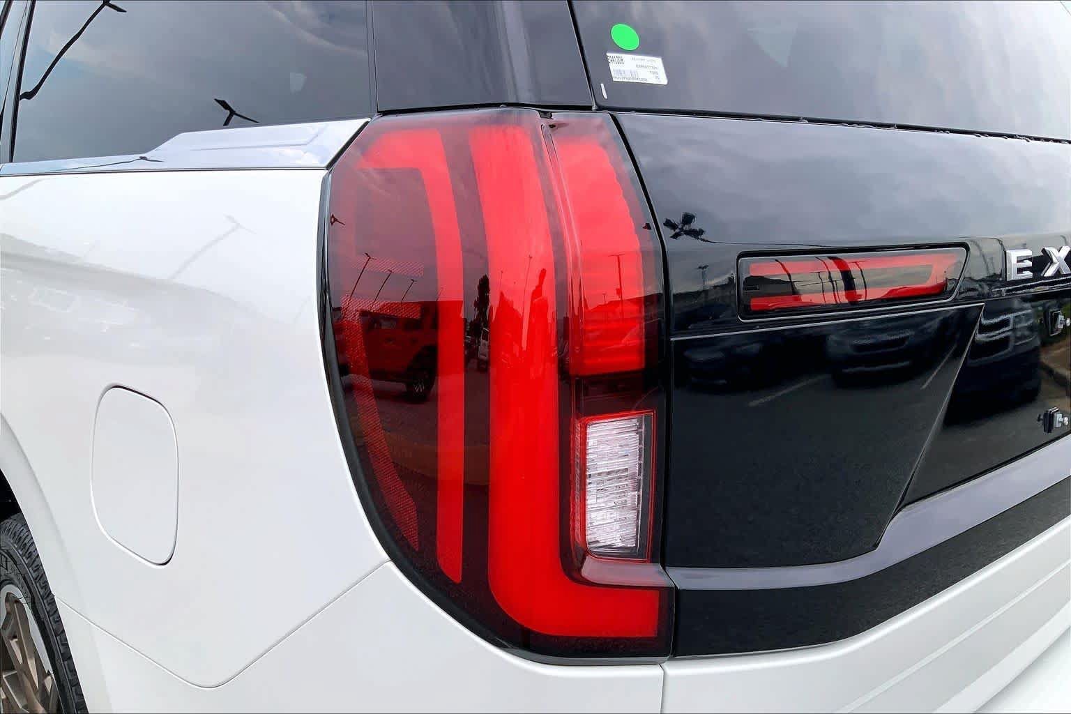 Used 2025 Ford Expedition King Ranch AWD/4WD image 27