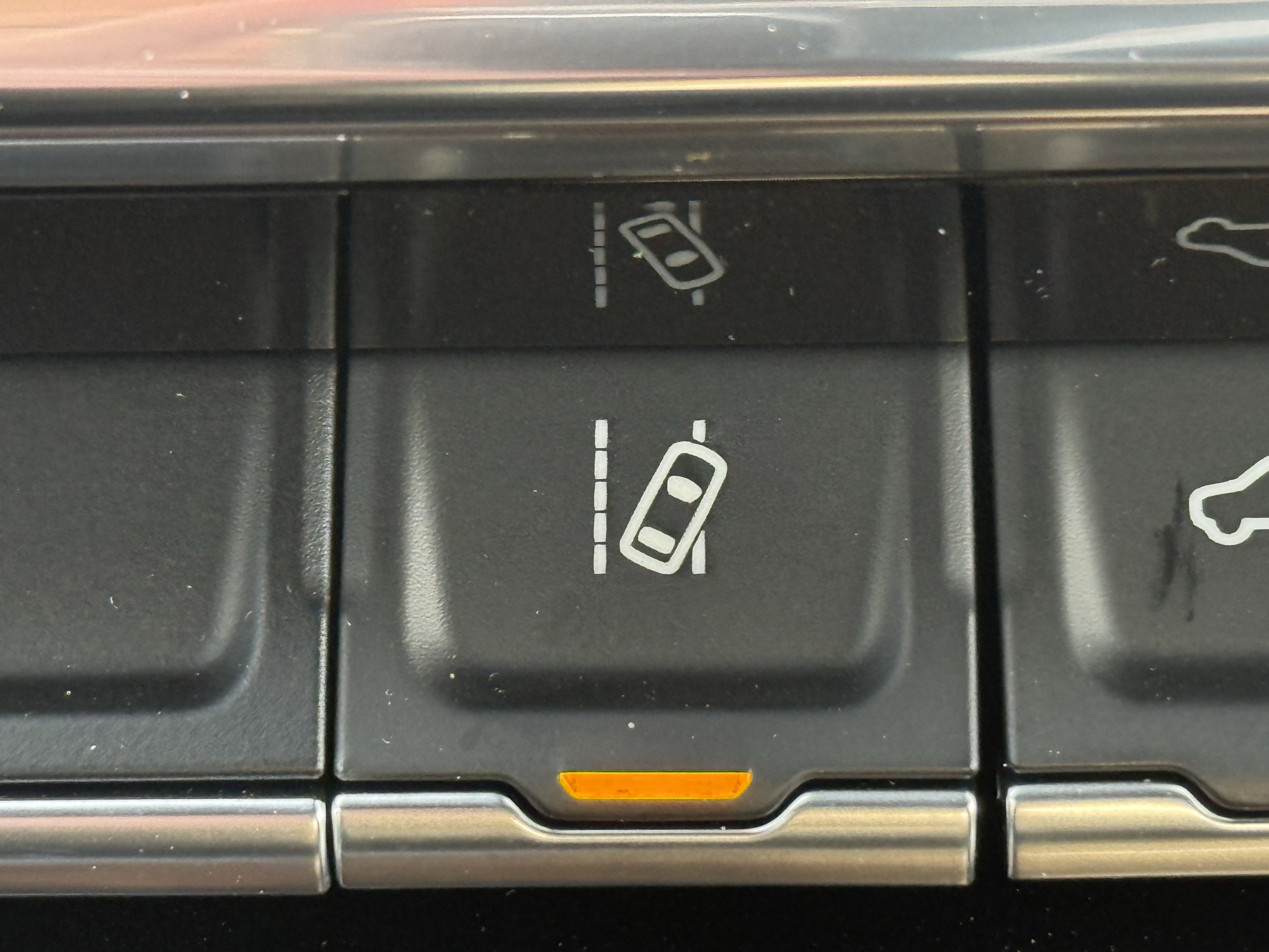 New 2026 GMC Sierra 2500 SLE w/ SLE Value Package; image 34