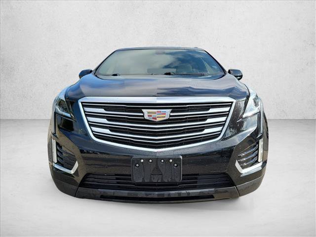 Used 2017 Cadillac XT5 Luxury w/ Driver Awareness Package FWD image 2