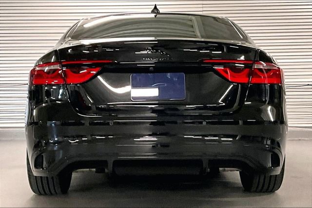 New 2024 Jaguar XF R-Dynamic SE image 5