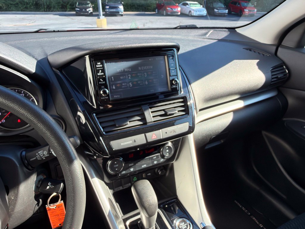 Used 2022 Mitsubishi Eclipse Cross ES AWD/4WD image 44