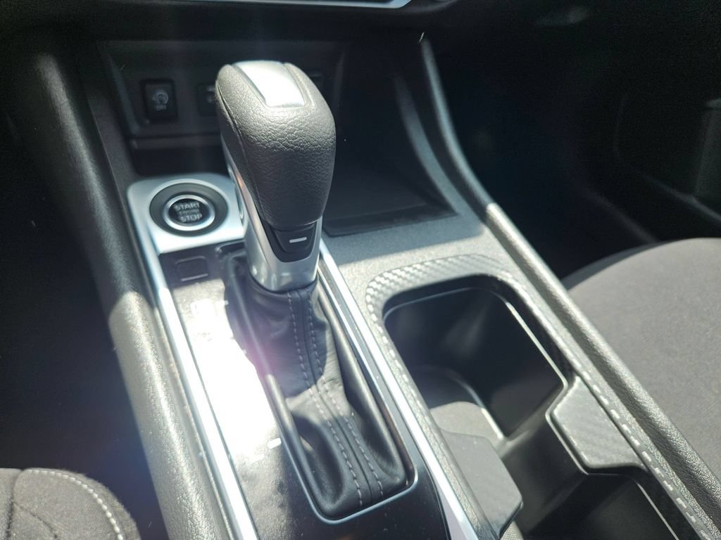 Used 2025 Nissan Sentra SV FWD image 29