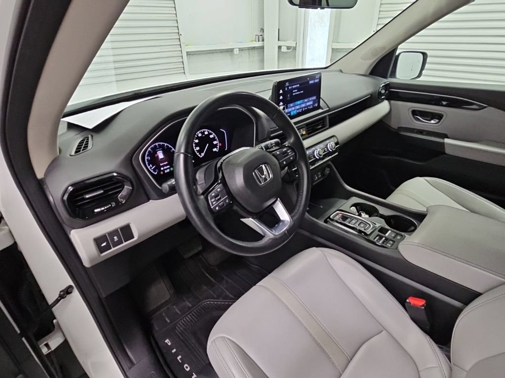 Used 2023 Honda Pilot EX-L image 12