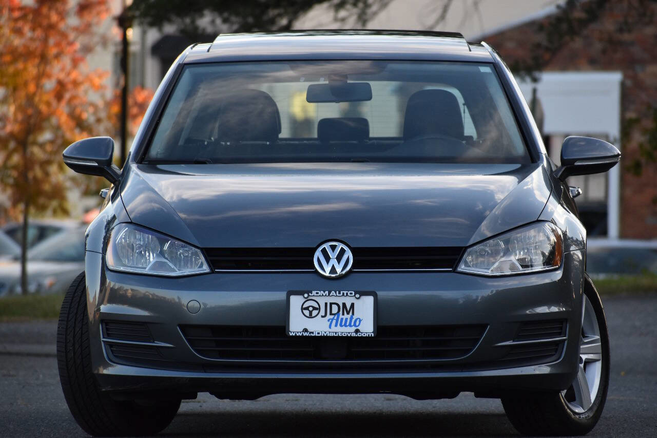 Used 2017 Volkswagen Golf S image 3