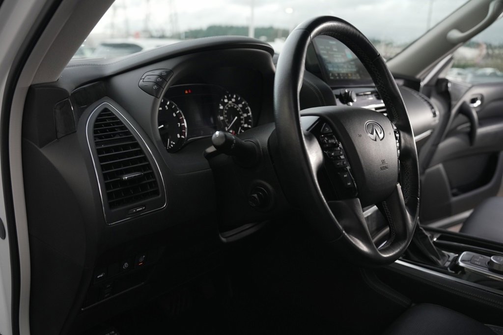 Used 2024 INFINITI QX80 Luxe image 18