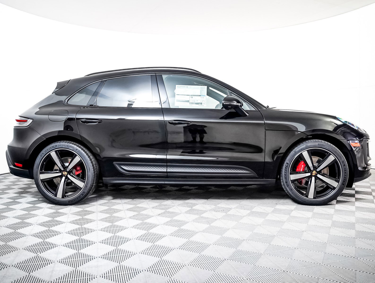 New 2026 Porsche Macan S image 9